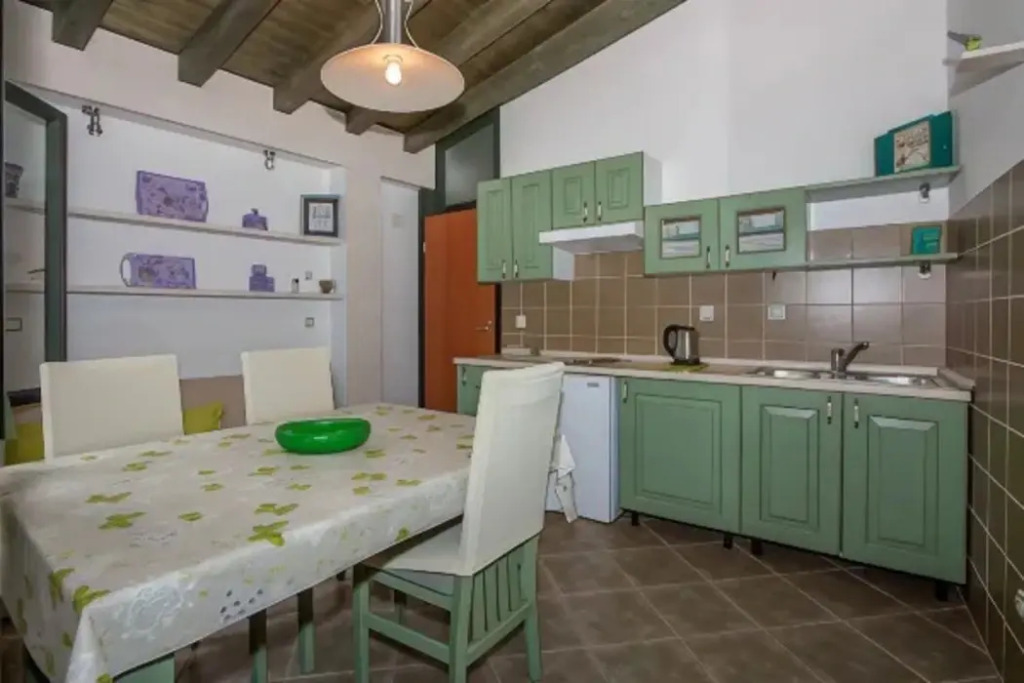 Garden Apartment Hotel