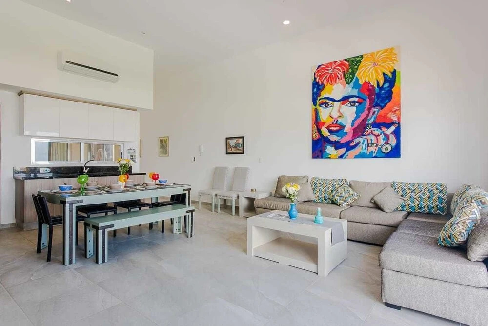 Luxury 2 bedroom Apartment Beautiful View