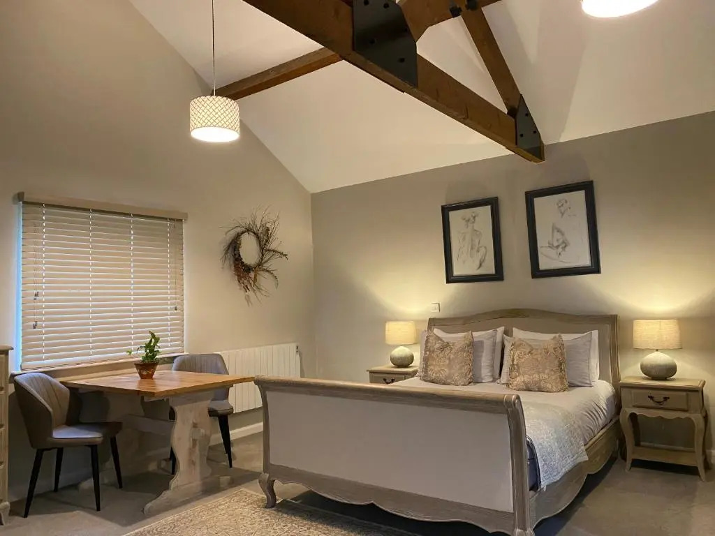 White House Farm - Beautiful Self Contained Courtyard Rooms