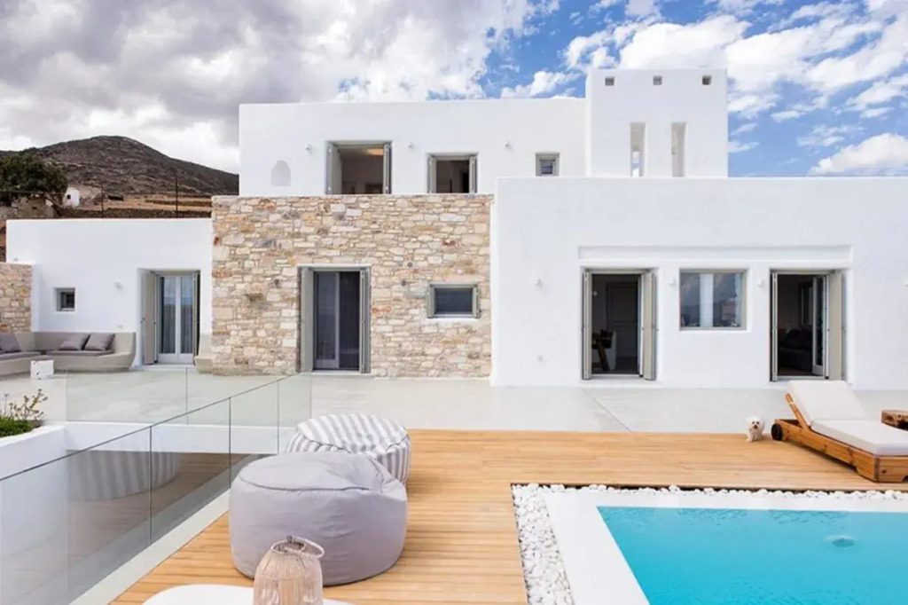 Luxury Key Paros