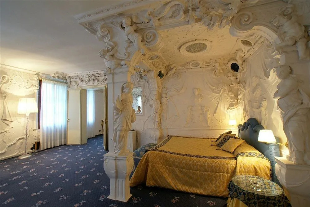 Villa Giustinian