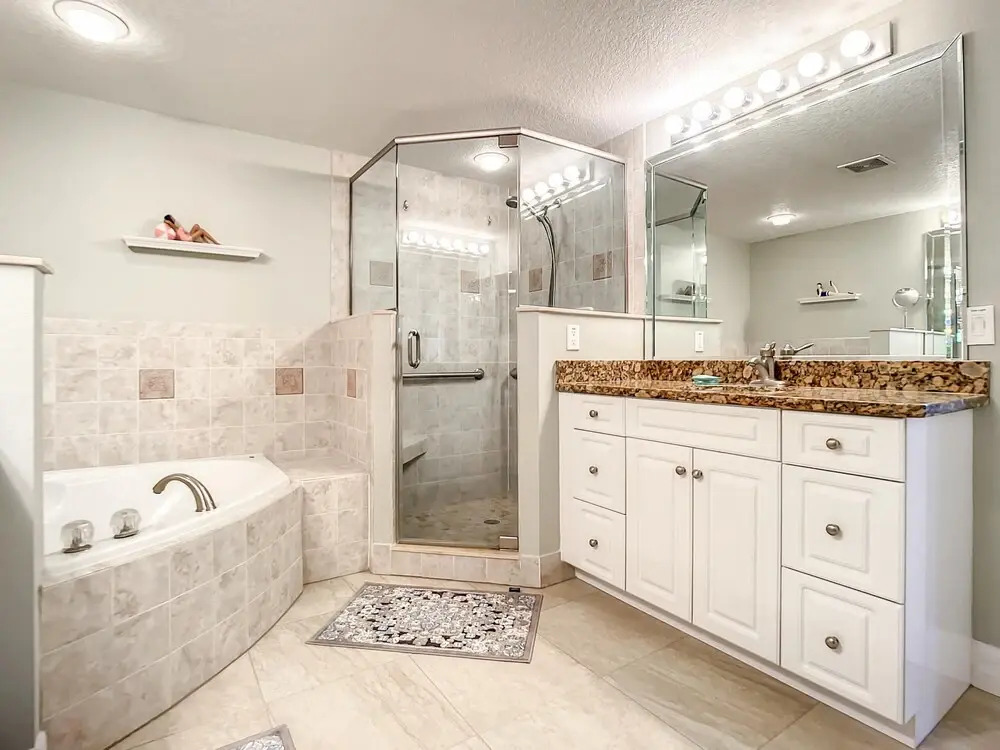 Oceanwalk Jr Penthouse Close to Pool Beach Access Ow14 604