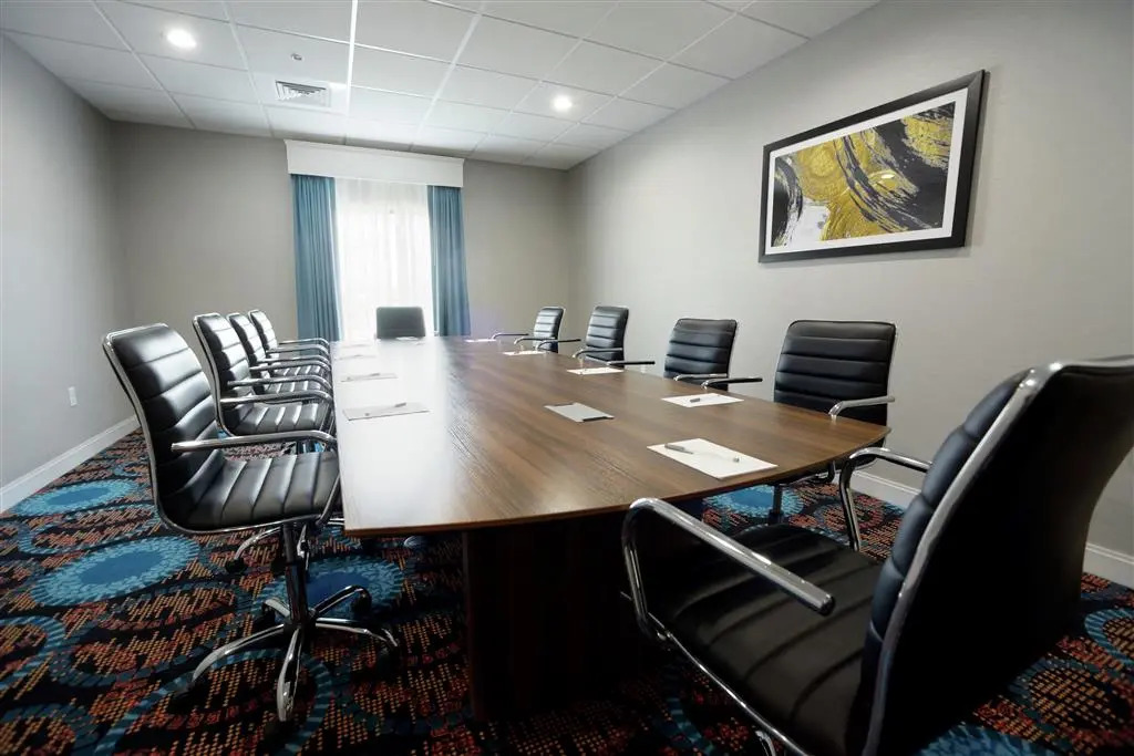 Hampton Inn & Suites Oklahoma City Airport
