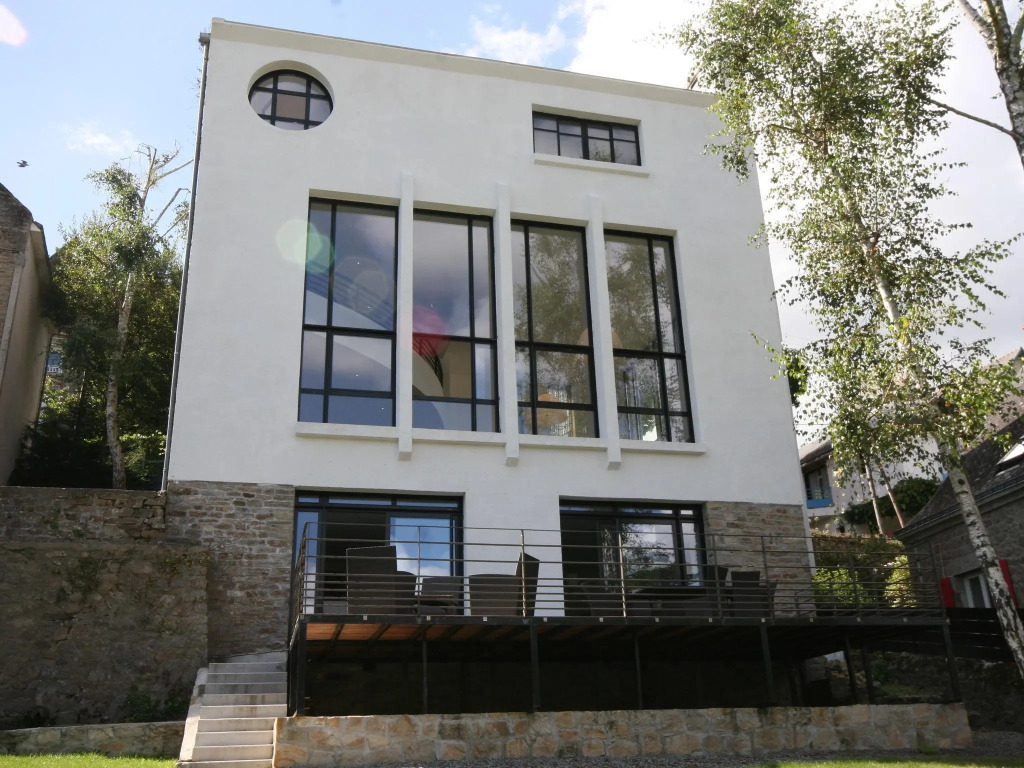 Luxurious Villa in Pont-Aven with Private Pool