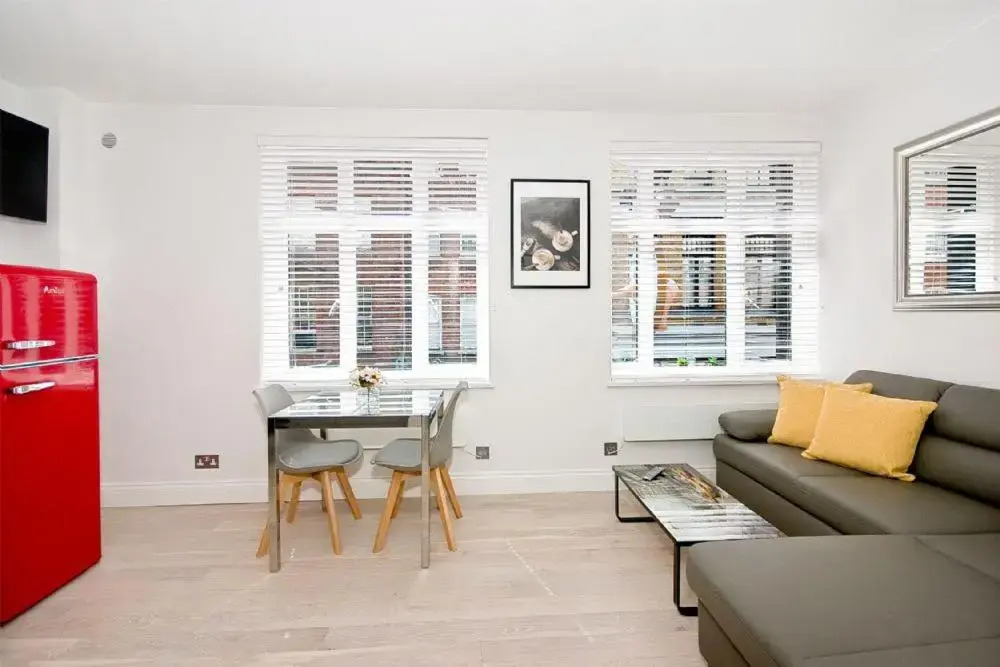 F1 Greek Street by City Living London