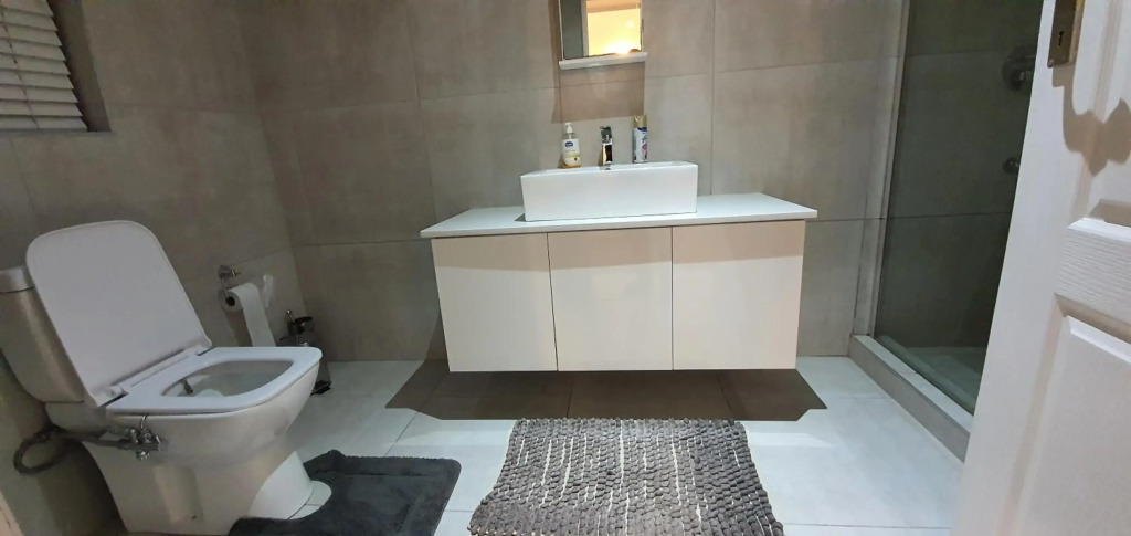 Villa Parisienne Modern Guest house
