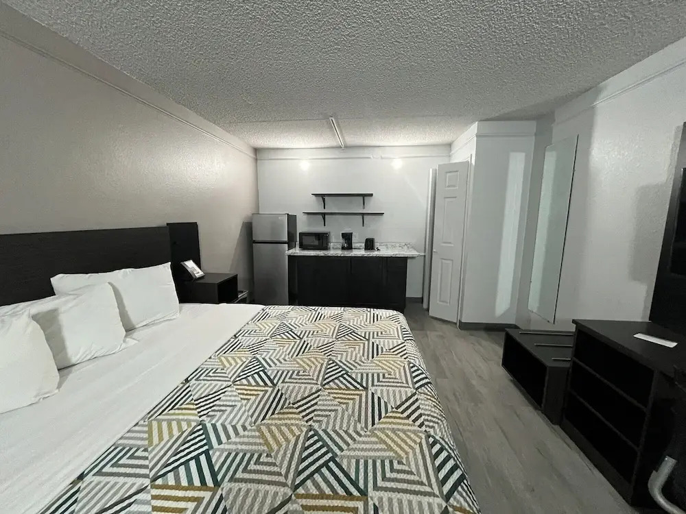 Studio 6 Phoenix, AZ Midtown