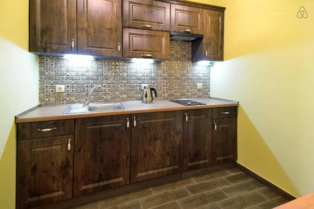 Luxury apartment with Rynok square view
