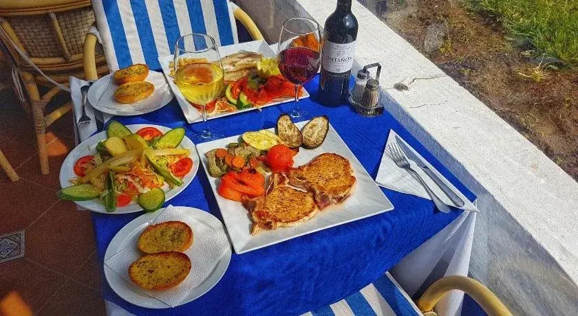 Apartamentos Tamaran