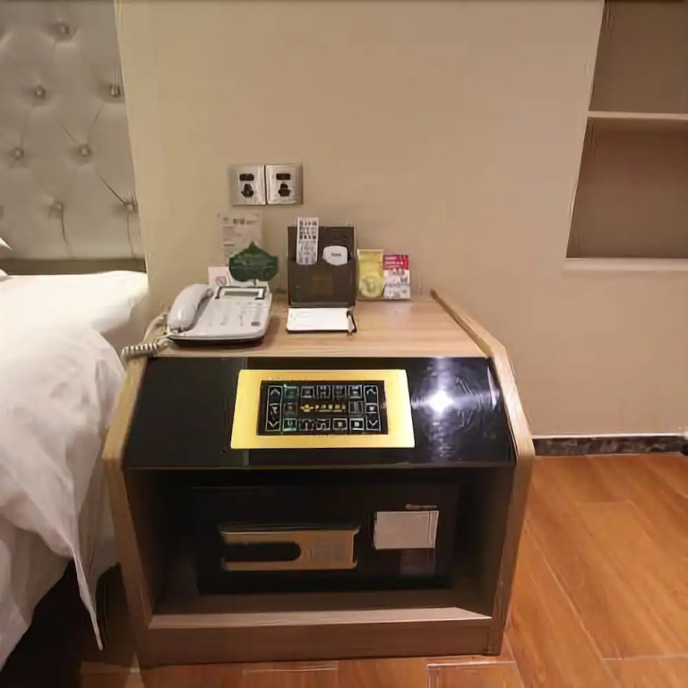 Wisdom Hotel