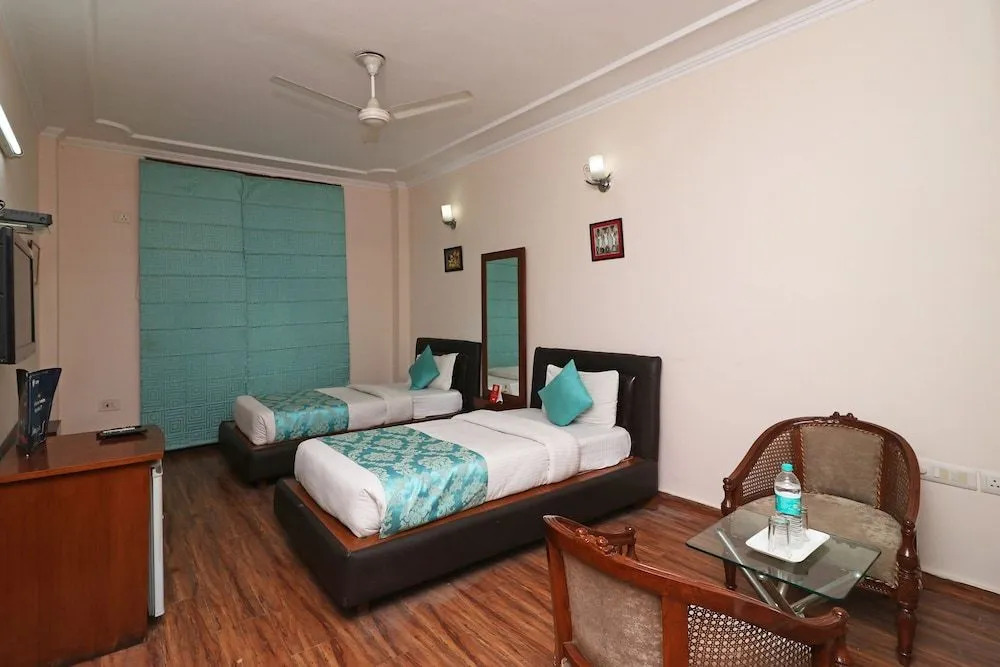OYO 10585 Hotel Shubhdeep Aashiyana 2