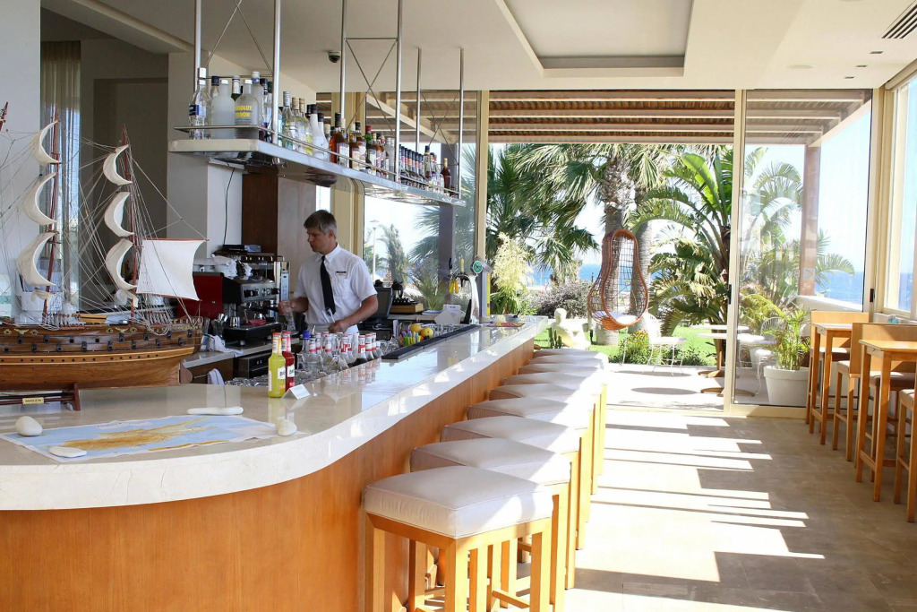 E-Hotel Larnaca Resort & Spa