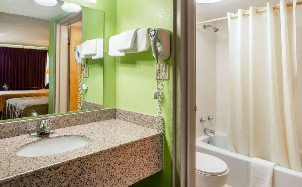 Econo Lodge Renfro Valley