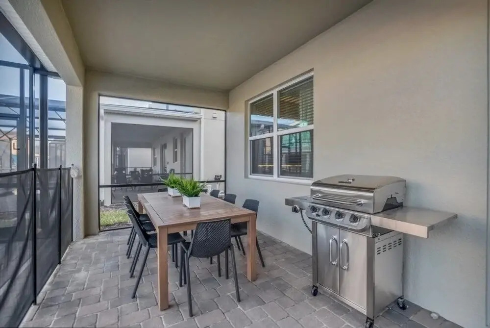 Storey Lake 9 Bedr Villa With Games Room 9 Bedroom Home by Redawning