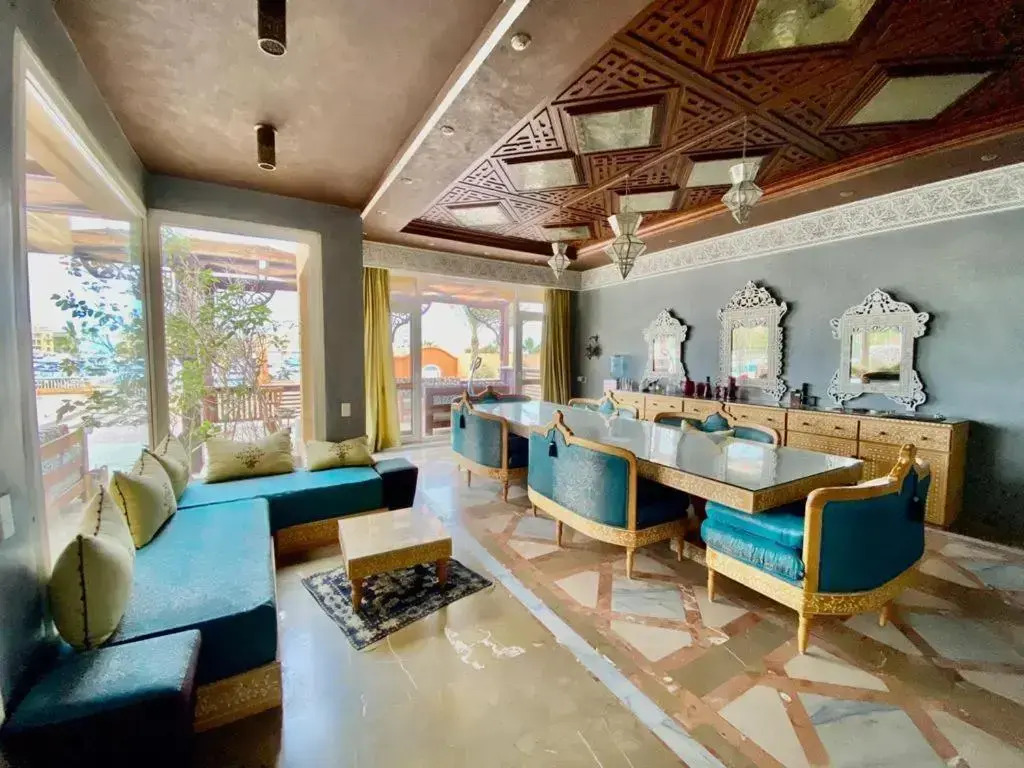 MB 2 Palace New Marina El Gouna
