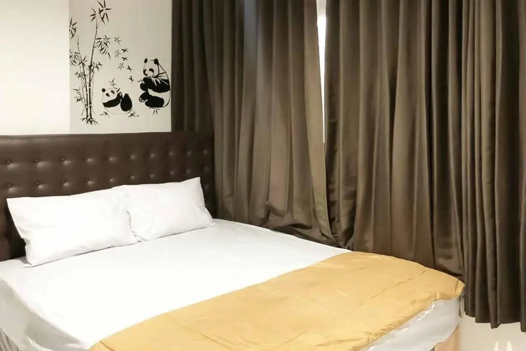 SAS Guest House Mitra RedDoorz At Darmo Park 2 Surabaya
