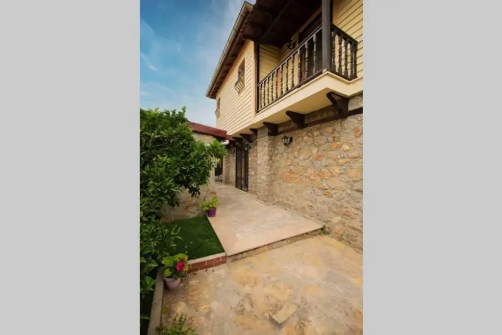 Villa Aybek