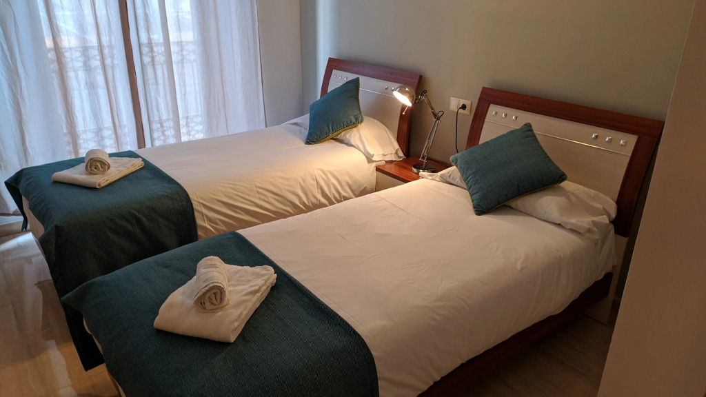 Life Apartments Alameda Colón