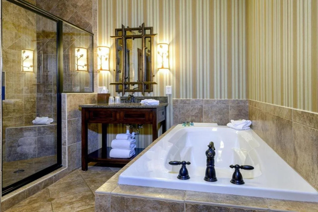 Lanier Islands Legacy Lodge