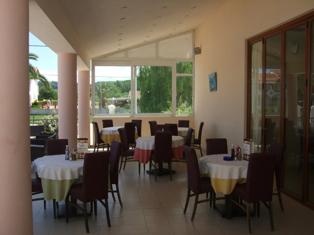 Stemma Hotel