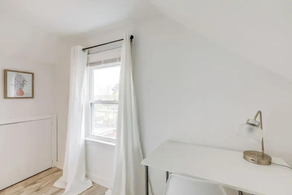 Walk to Campus & Palmer Square: Dtwn Townhome