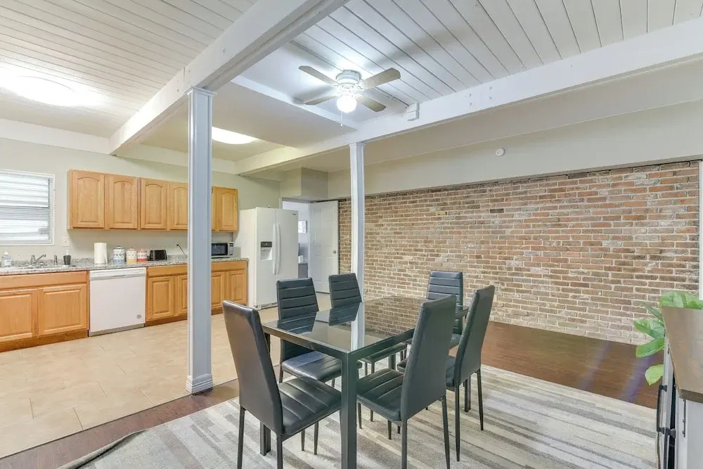 Walk to Beach: Galveston Vacation Rental!