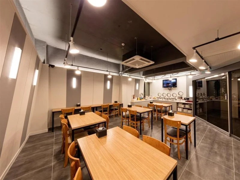 Ballantine Business Hotel