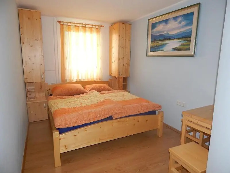 Guest house Pr Ambružarju & Apartments