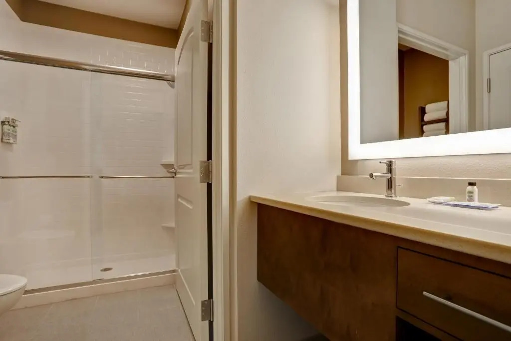Staybridge Suites - Overland Park - Kansas City S by IHG