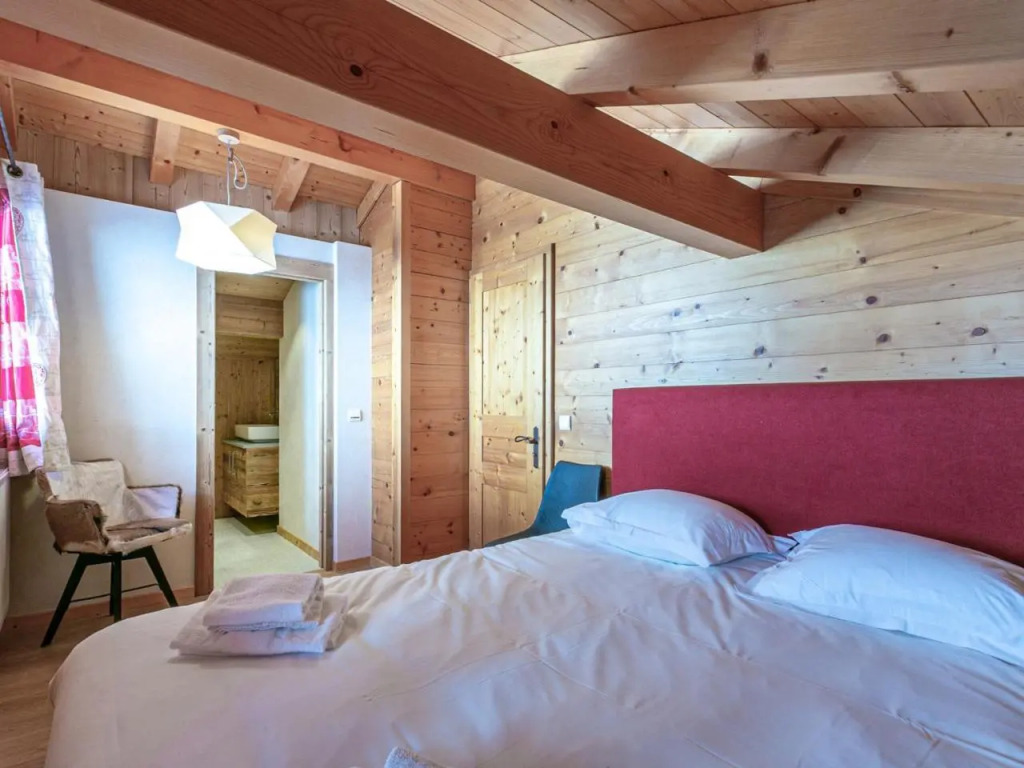 Chalet 4 Étoiles 13 Pers. à La Clusaz - Grande Terrasse, Garage, WIFI, Arrêt Skibus à Proximité - FR-1-437-81