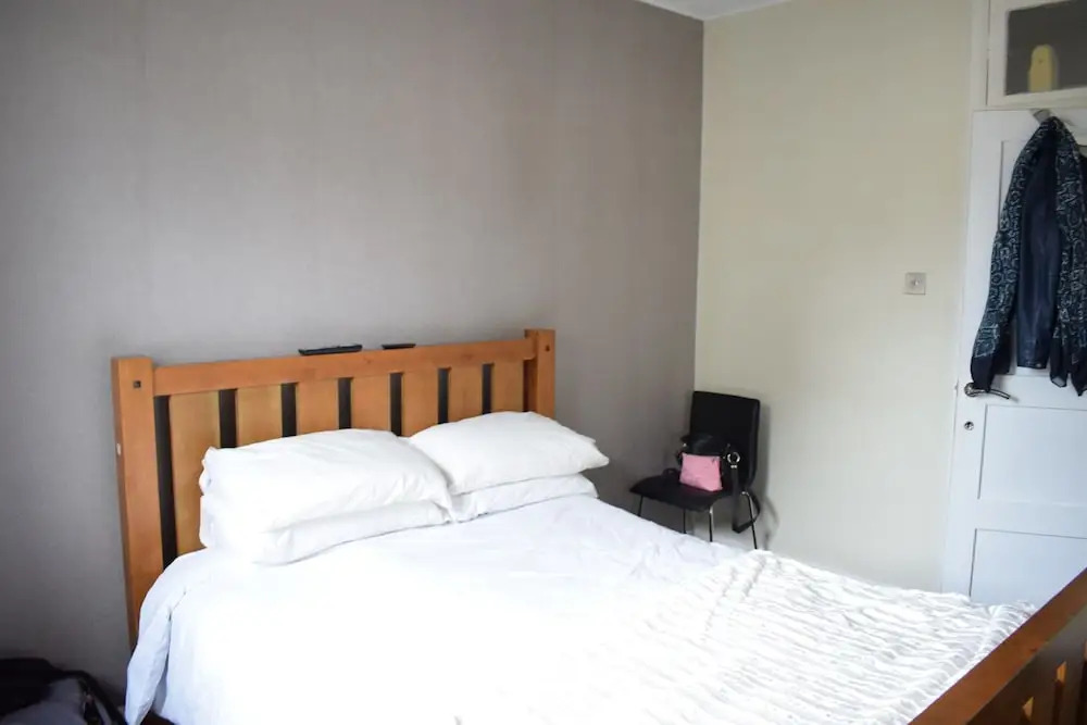 2 Bedroom Edinburgh Apartment Close To Airport