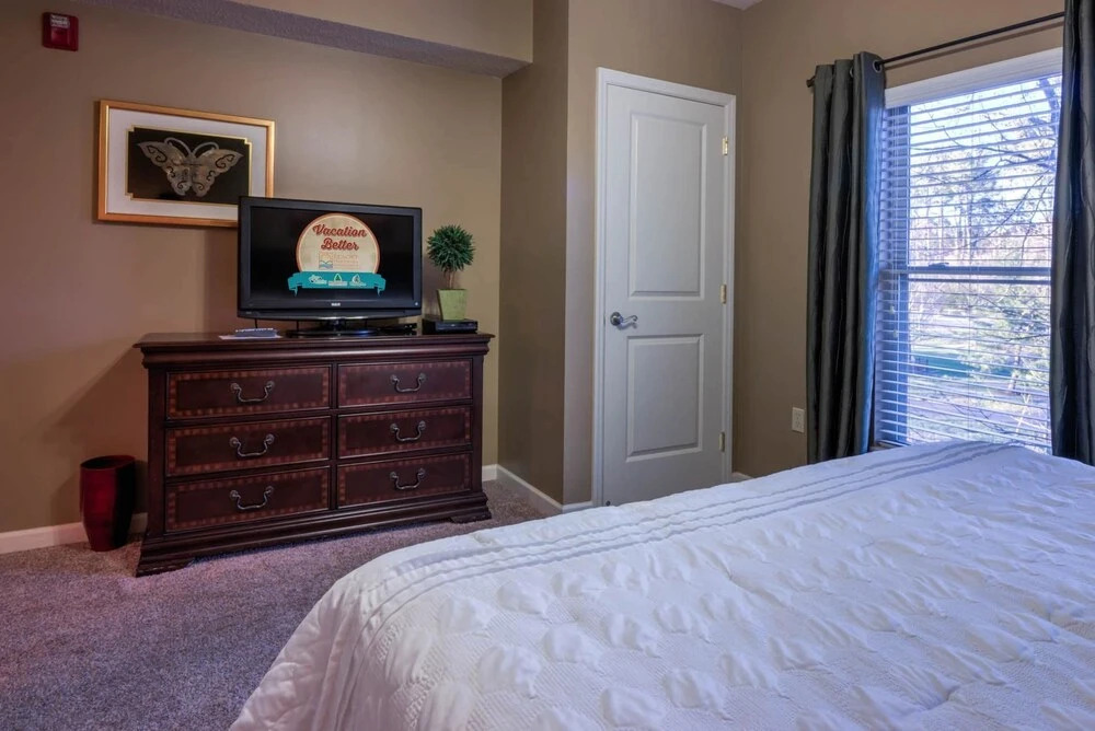Cedar Lodge 201