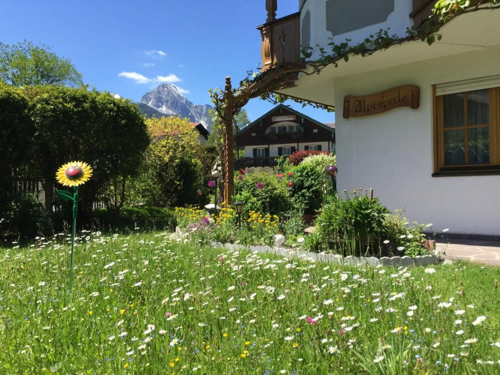 Ferienwohnungen Alpenperle