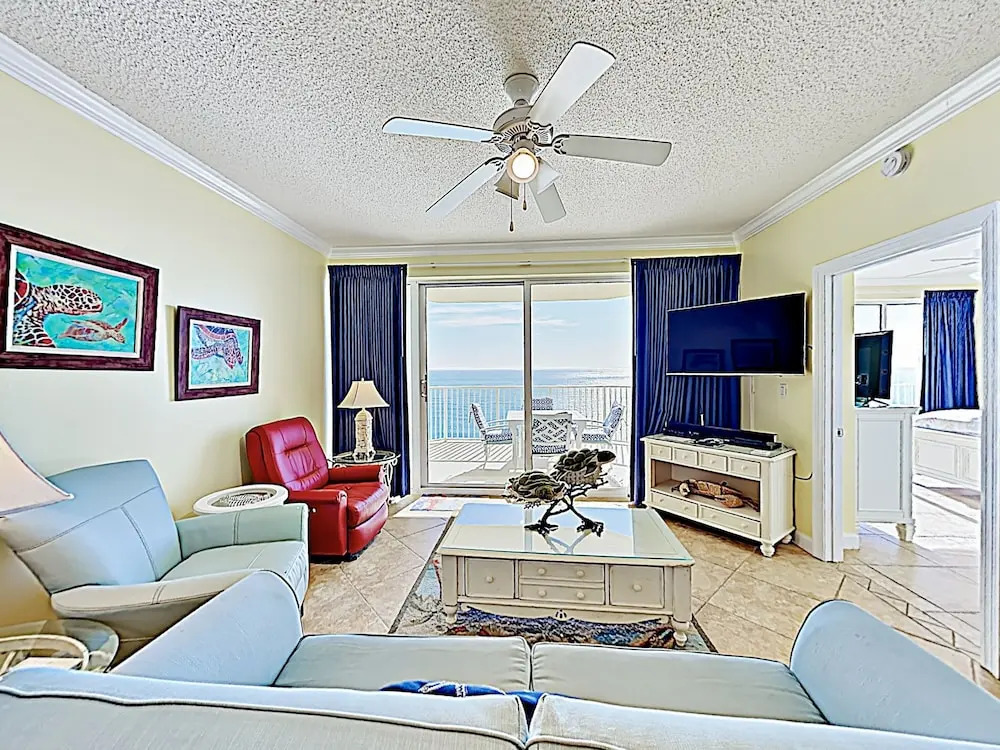 New Listing! Gulf-front Getaway W/ Pools & Hot Tub 2 Bedroom Condo