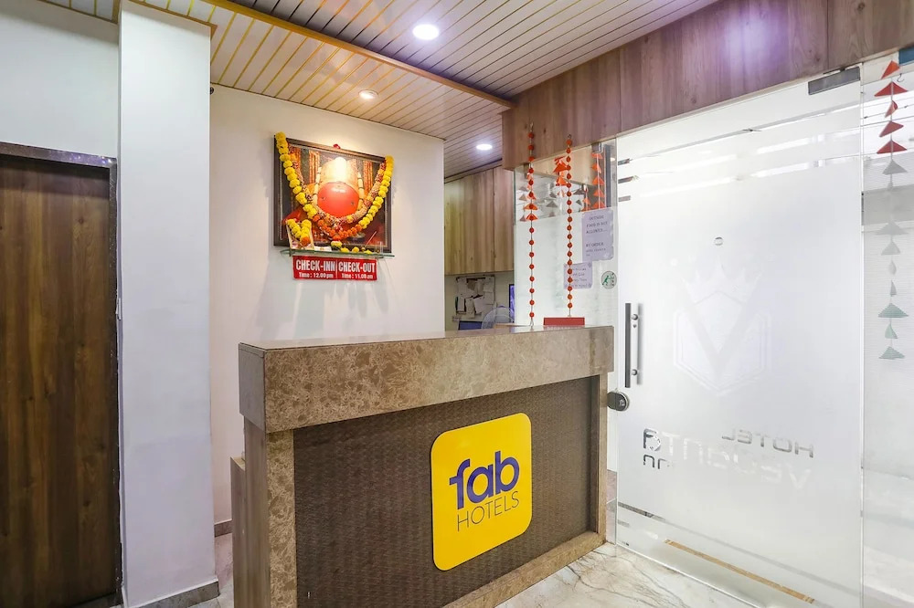 Fabhotel Vedanta Inn