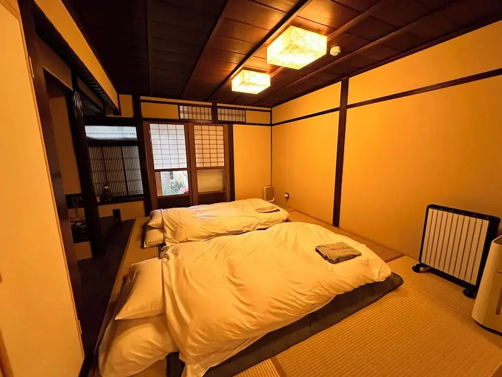 CAMPTON Higashiyama Roku