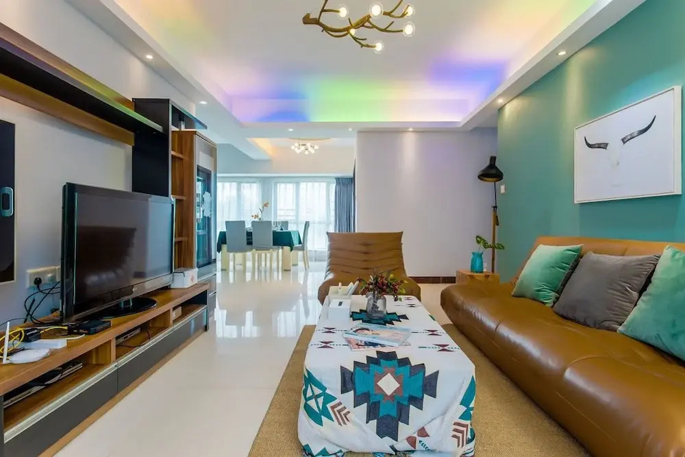 Locals Boutique Apartment Huafa No.11