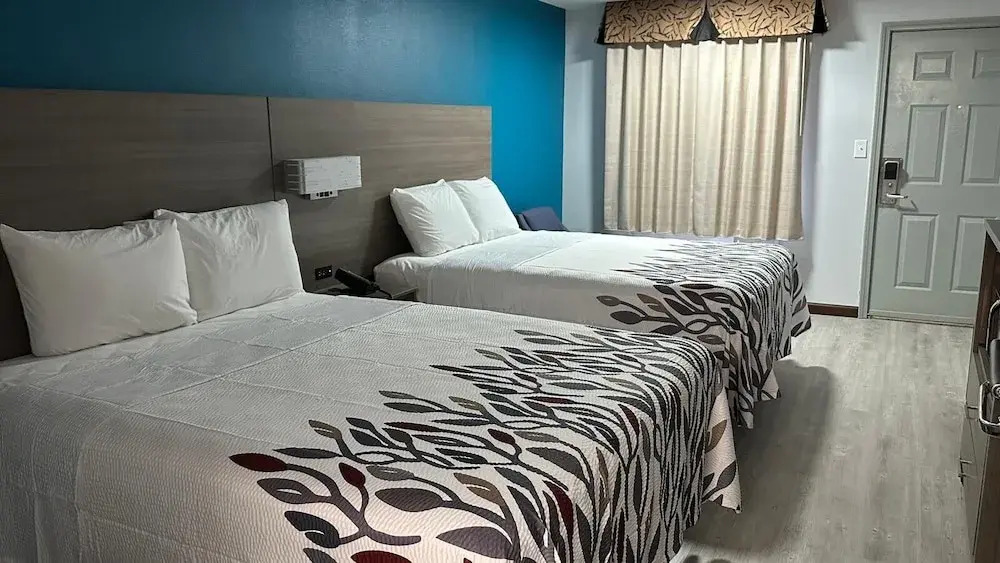 Days Inn by Wyndham Camden AR