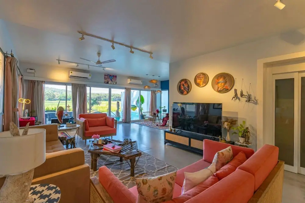 Legacy by Hireavilla- Full Field View Villa w Pool