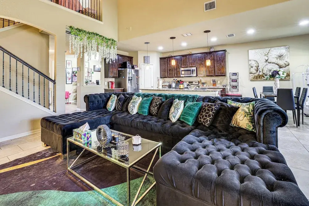 Family Home: Cook, Create & Unwind Near Lackland