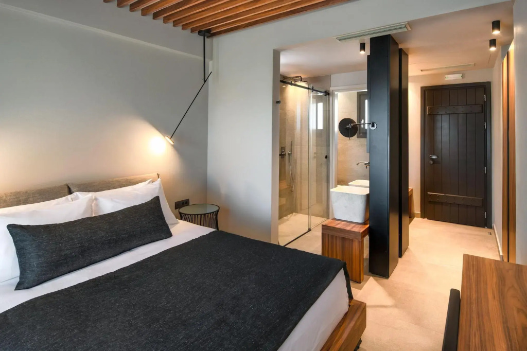 Uma Ray Suites