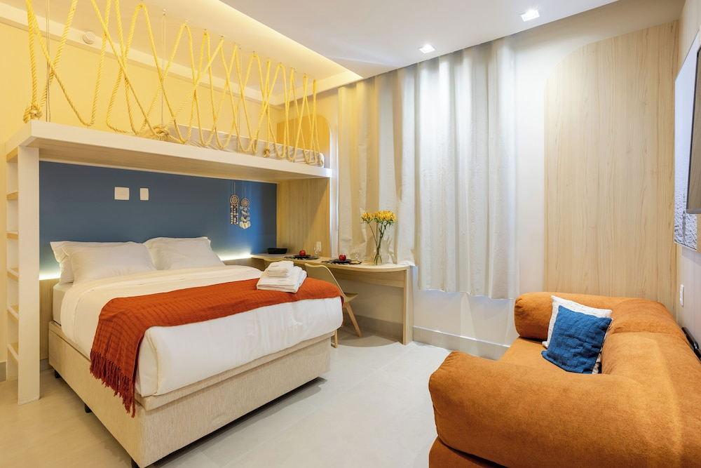 Stay Home Luxo | 1min Praia Gonzaga | Rooftop, Piscina, Sauna & Gym