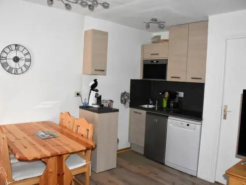Apartment Joli 2 Pièces Dans Le Centre