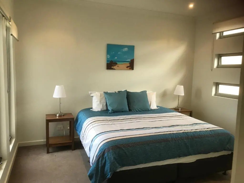 Penneshaw Oceanview Apartments