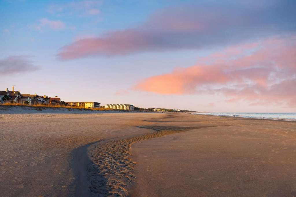 Sleeps 24, Private Beach Boardwalk, Infinity Pool 20 Bradley Cir by Avantstay