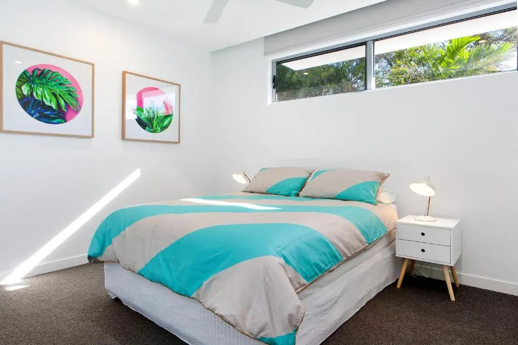 Blueys Beach House - 5 Bedroom