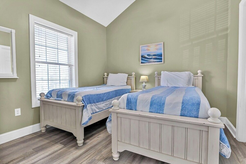 Magnolia North 4878-305
