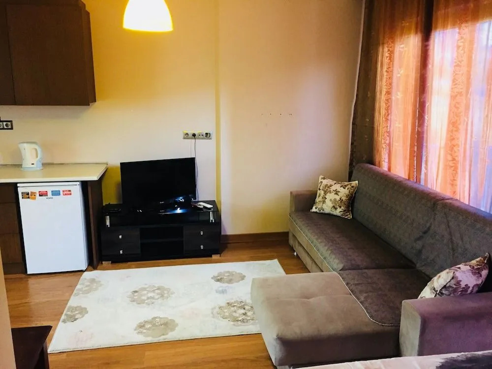 Demir Palas Suites