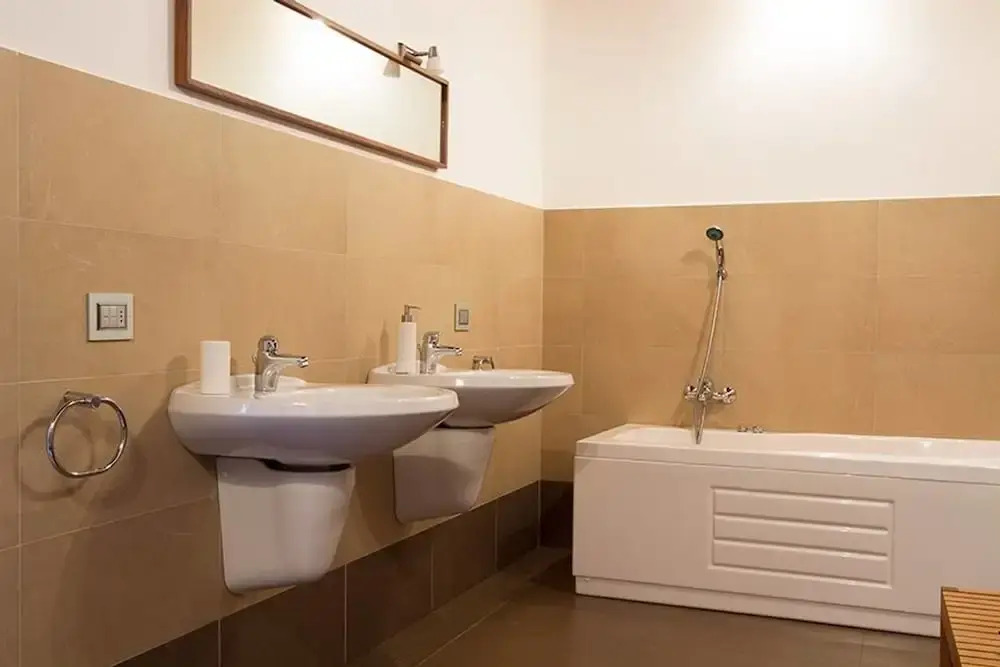 Stunning Italian Lakes Villa With Lake Views, Bbq, Wifi, Wii Games Console