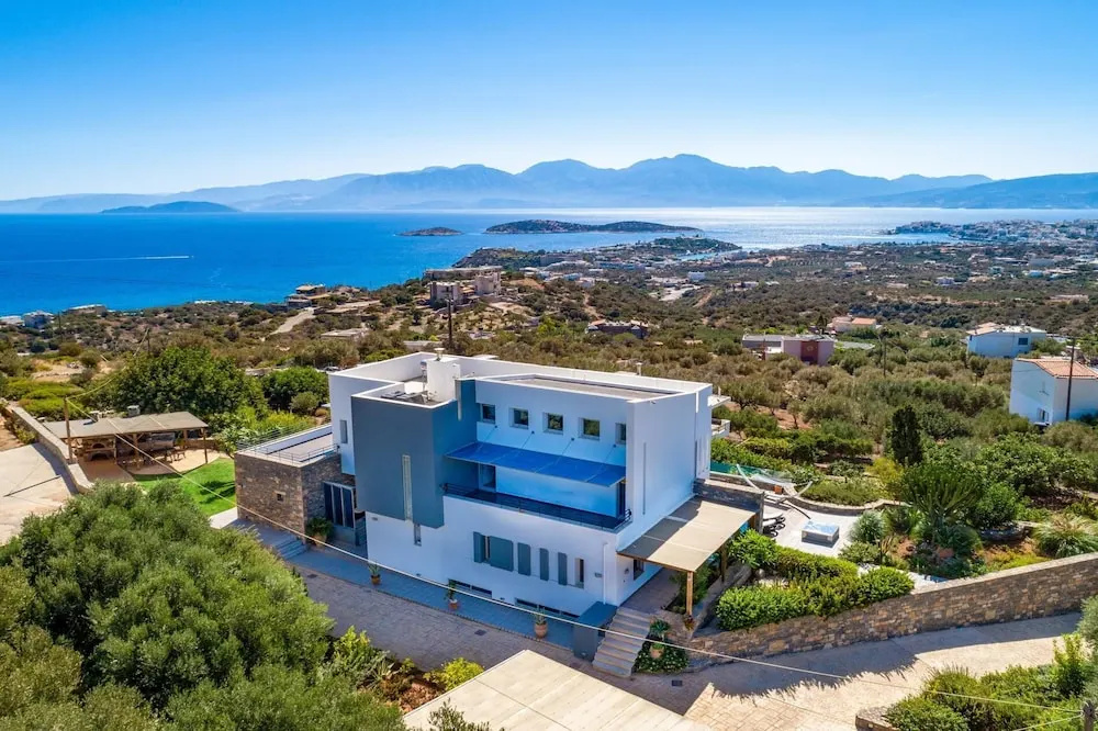Villa Friends private pool sea view